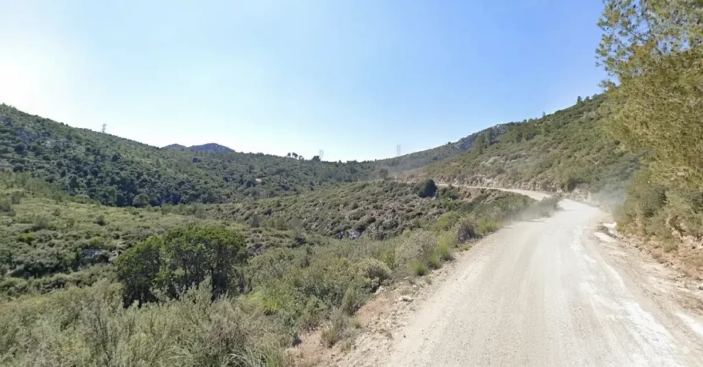 Ruta trail fácil desde Sant Climent de Llobregat en el Parc del Garraf, pista ancha y terreno noble para maxitrail.